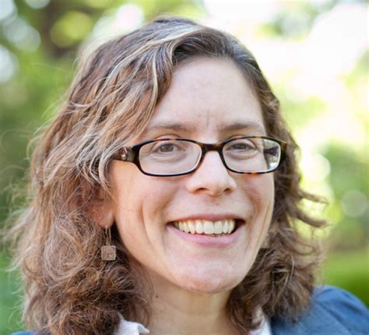 Dr. Sarah Rosenbaum, MD – Palo Alto, CA