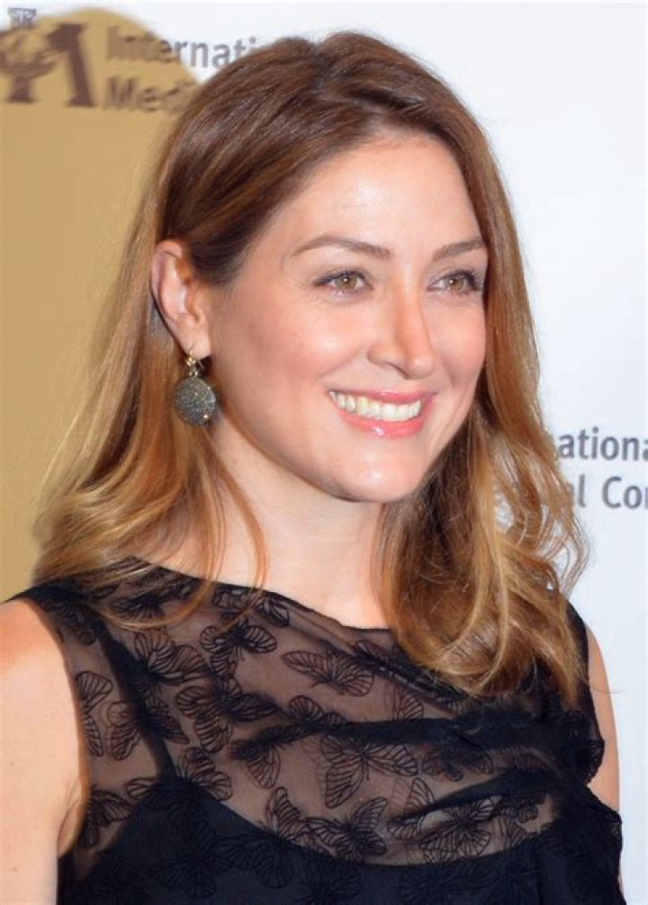 Sasha Alexander Biography - Facts, Childhood, Family Life & Achievements