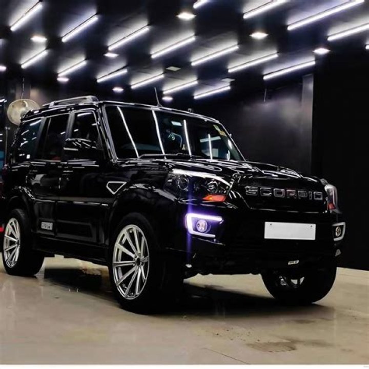 Black Scorpio Celebrities