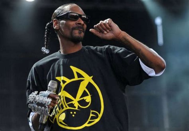 Snoop Dogg Suggests Theme Of ‘WAP’ Is Misguided – He Thinks Women Should Treat Their Body Like A Jewel