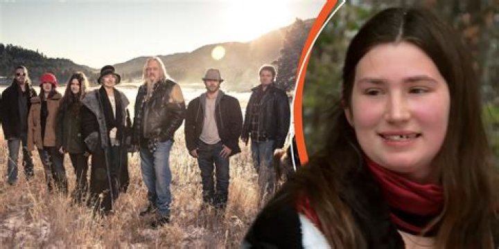 Snowbird Brown Wiki, Bio, Age, Alaskan Bush, Family, Boyfriend, Height And Net Worth