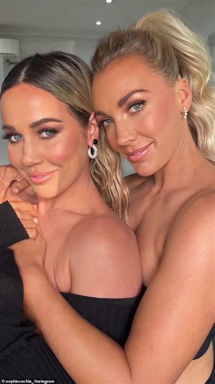 
Sophie Cachia and Basketballer Maddie Garrick Split and Apparently Cheating Was Involved, Here Is The Tea 