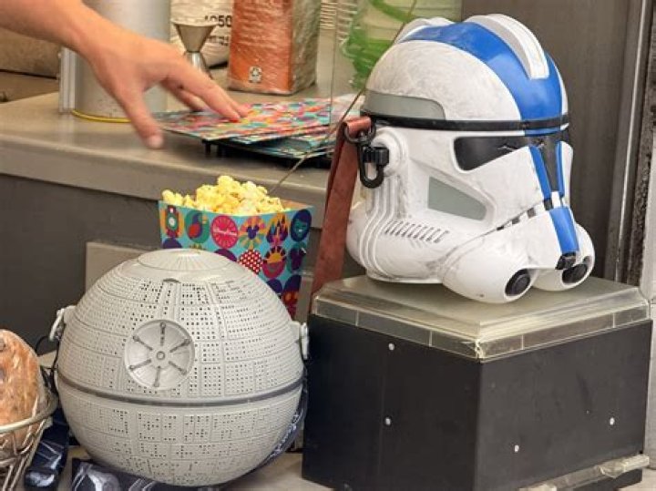 Star Wars Merchandise Sales Keep On Dropping For Disney