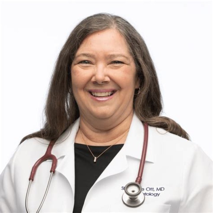 Dr. Stephanie Bantell, MD – Black River Falls, WI