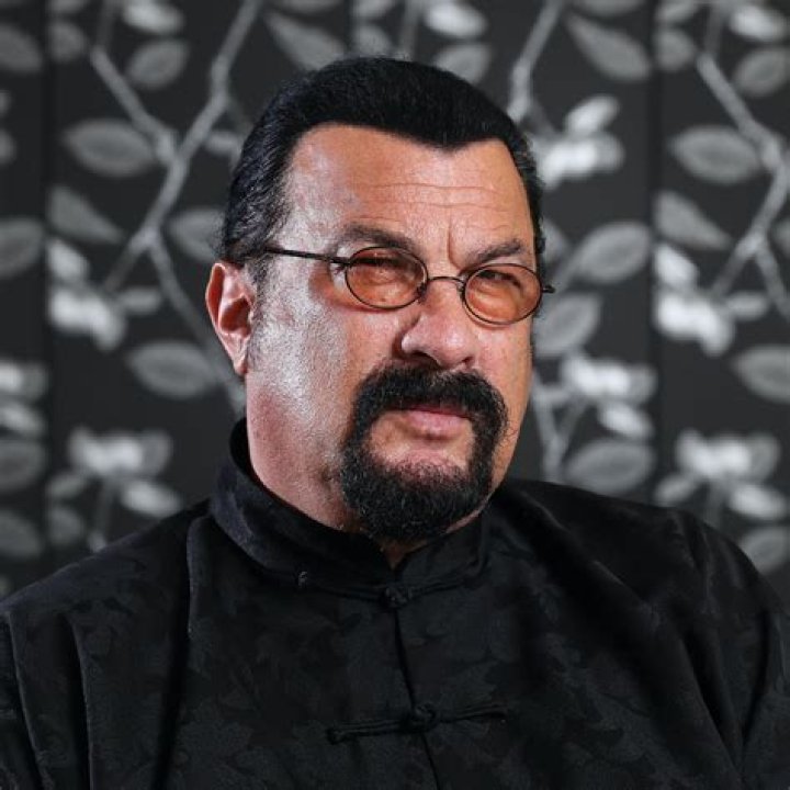 Steven Seagal Biography - Facts, Childhood, Family Life & Achievements