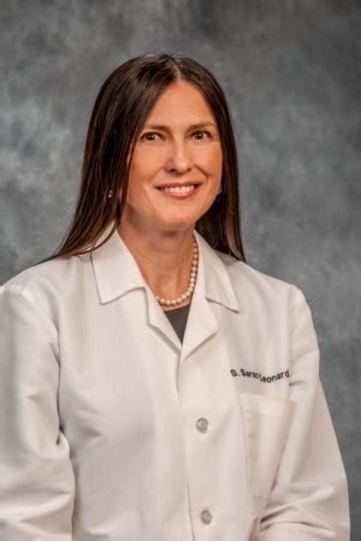 Dr. Suzana Sarac-Leonard, MD – Cleveland, OH