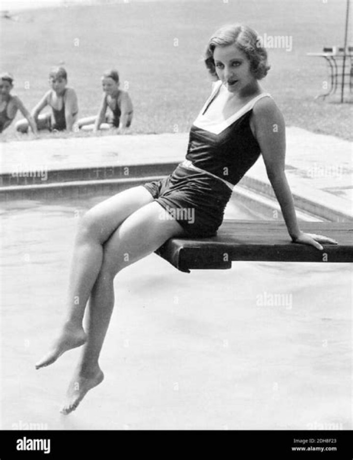 Tallulah Bankhead Biography - Facts, Childhood, Family Life & Achievements