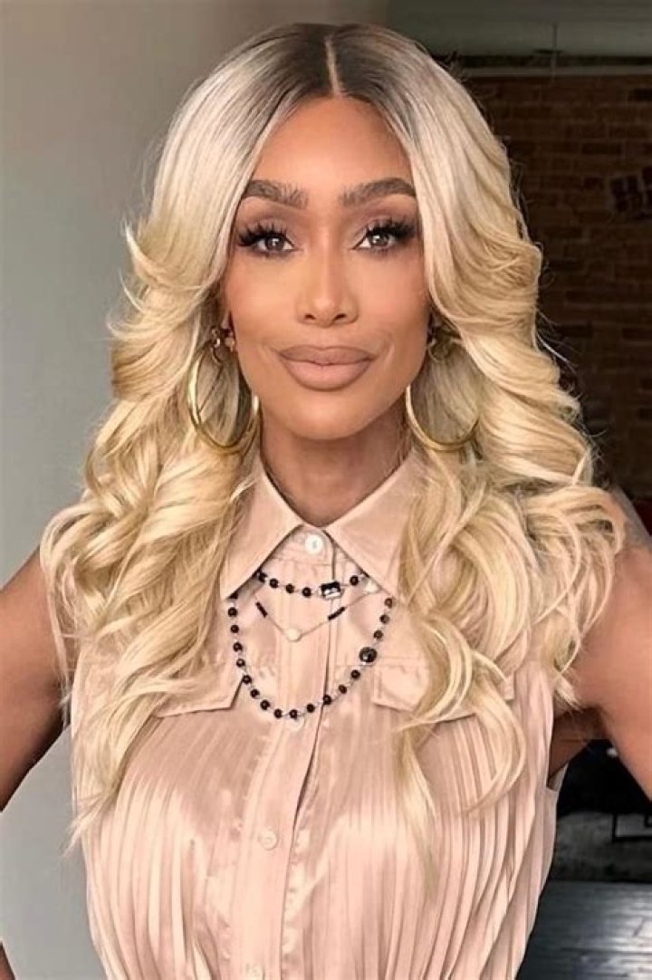 Tami Roman Biography - Facts, Childhood, Family Life of TV Personality, Model & Actress