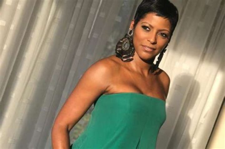 Tamron Hall Posts A New Picture Of Her Gorgeous Mother, Mary Newton; And Fans Are Very Confused For This Reason