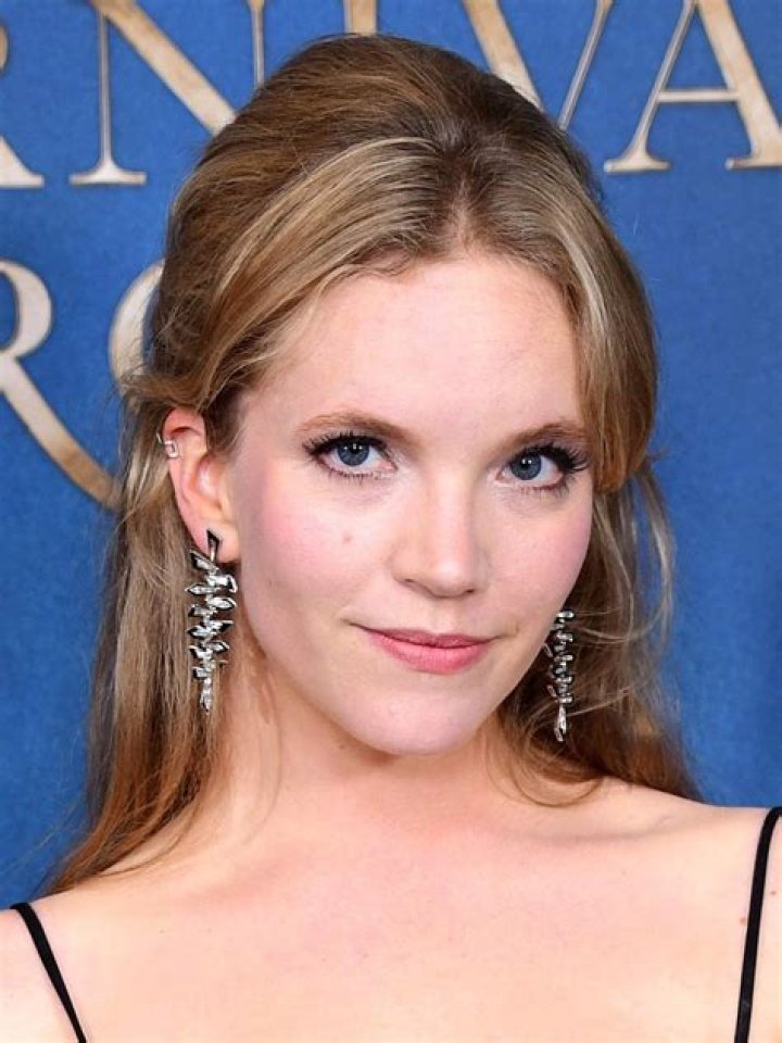 Tamzin Merchant Biography - Facts, Childhood, Family Life & Achievements