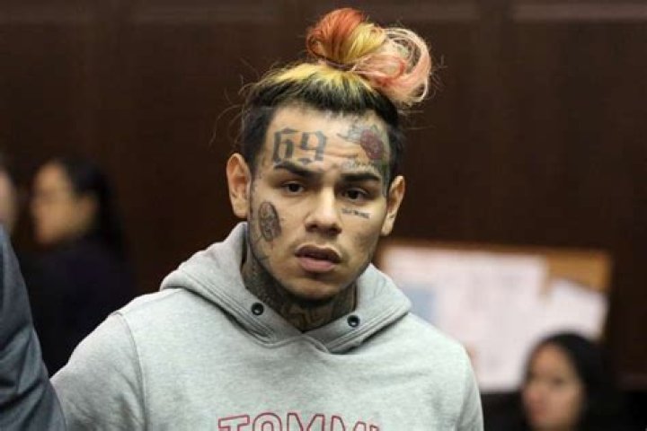 Tekashi 6ix9ine Says The Whole World Is Watching Billboard As ‘GOOBA’ Grows In Popularity