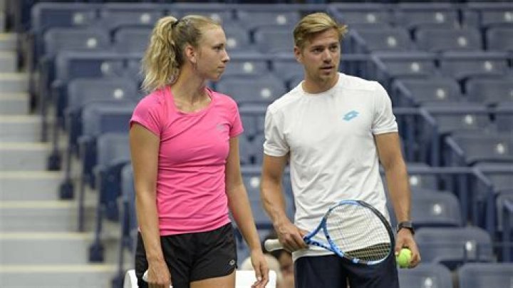 Tennis: Who Is Elise Mertens Boyfriend Robbe Ceyssens? Sponsor and Coach, Is She Married?