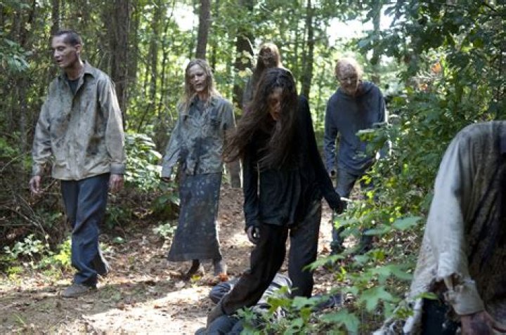 The Walking Dead Review: “Inmates” (Season 4, Episode 10)