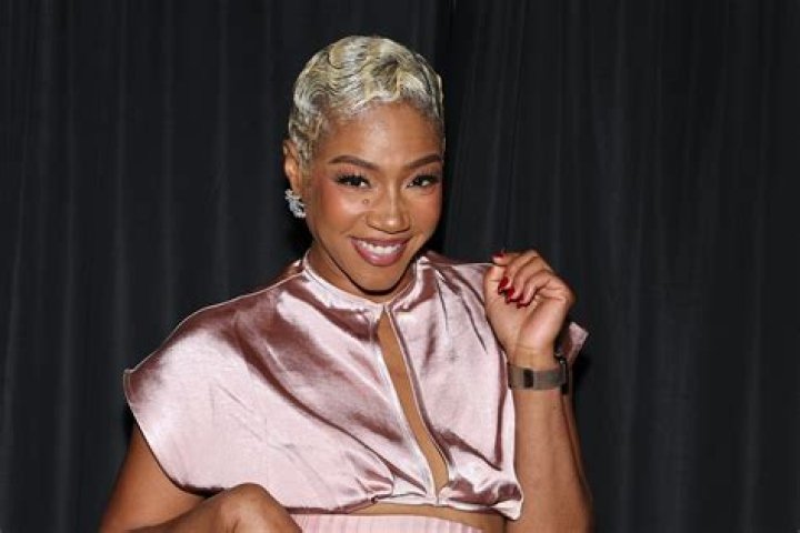 Tiffany Haddish Height, Weight, Net Worth, Age, Birthday, Wikipedia, Who, Nationality, Biography