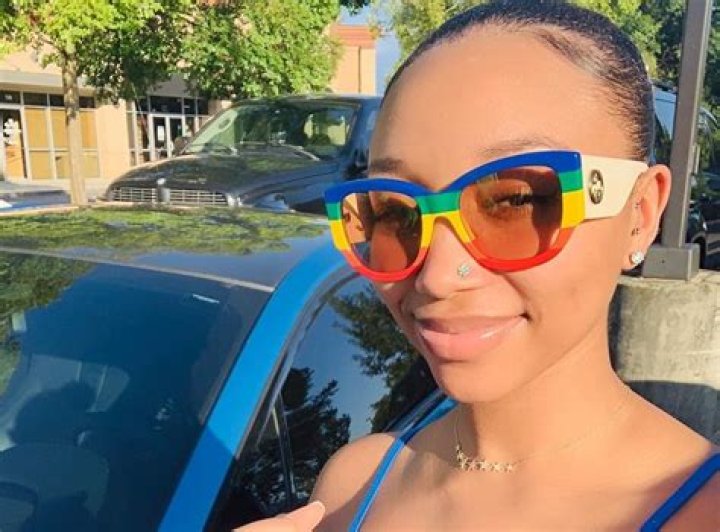 Tiny Harris’ Daughter, Zonnique Pullins Shows Off Her Best Assets In A Skin-Tight Dress And Fans Are Crazy With Excitement