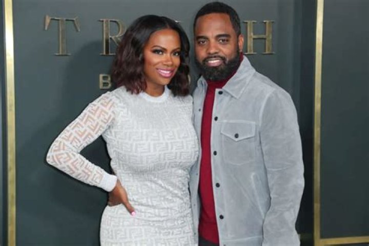 Todd Tucker Debuts ‘Pillow Talk’ With Kandi Burruss – Check Out The Couple In Bed!