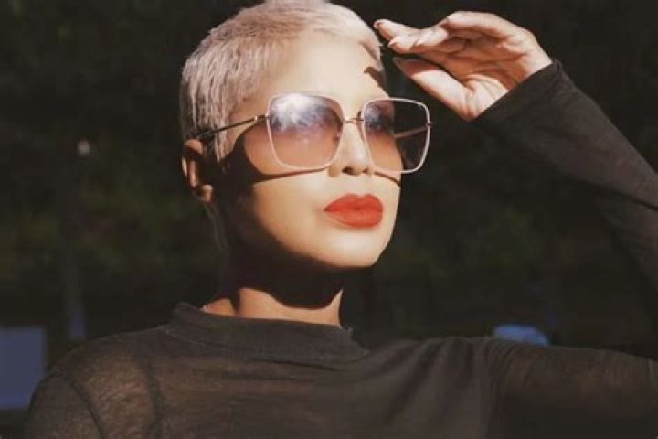 Toni Braxton Looks Gorgeous With Short Blonde Hair – See Her Clip