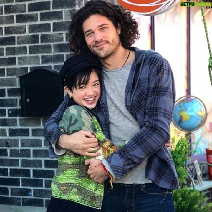 Trent Garrett Bio, Wiki, Age, Height, Wife, Children, Actor, Movies, and Net Worth.