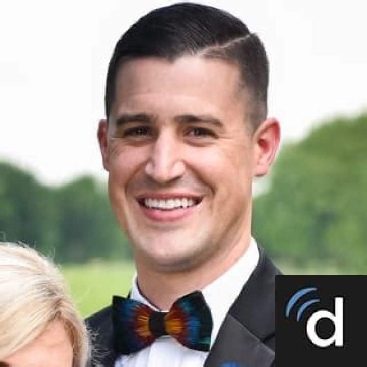 Dr. Tyler Kent, MD – Everett, WA