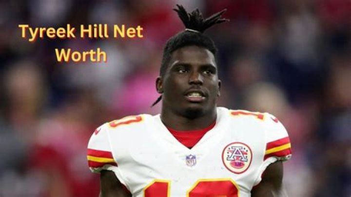 Tyreek Hill Contract, Salary, Net Worth, Top Speed, Age, Height, Weight, College, Siblings, Jersey