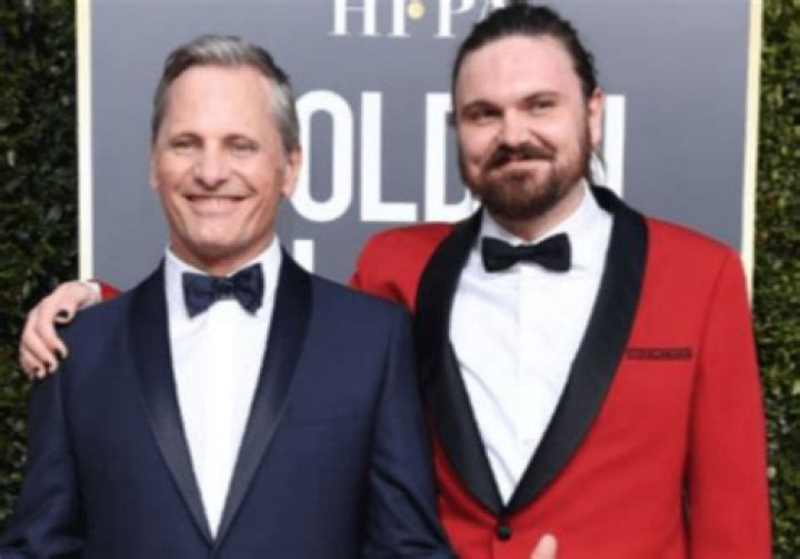 Viggo Mortensen Walks Golden Globes Red Carpet With Son Henry As Actor Receives More Nominations For ‘Green Book’