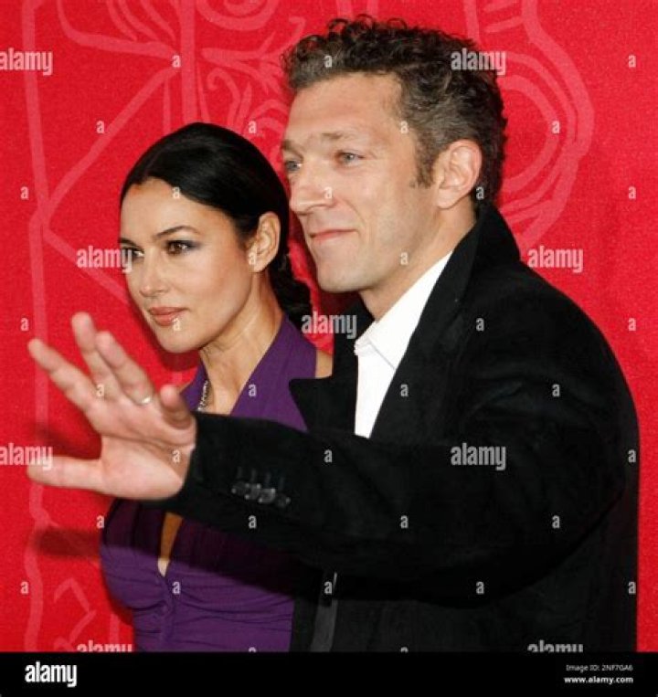 Vincent Cassel: Wife, net worth, tattoos, smoking & body facts