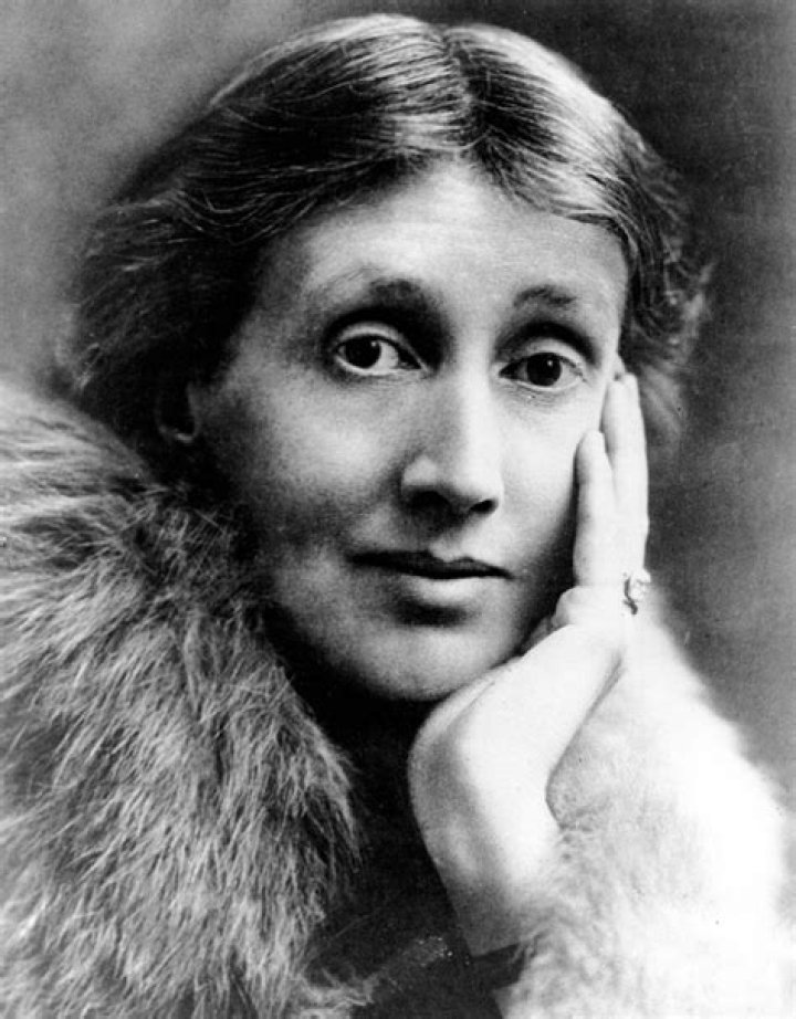 Virginia Woolf Biography - Facts, Childhood, Family Life & Achievements