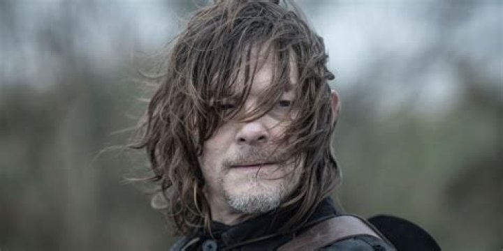 Fan Petition Calls For The Walking Dead Showrunner To Be Fired After Shocking Midseason Finale