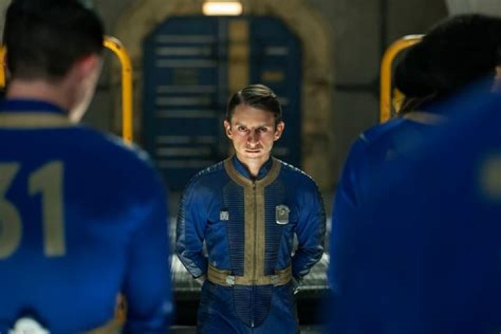 What ethnicity is Moises Arias? – Celebrity