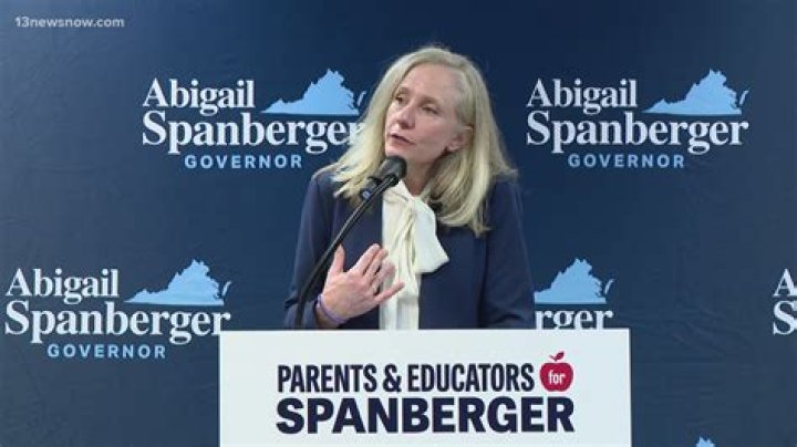 What Is Abigail Elphick Job? New Jersey Teacher Became Viral As ‘Victoria Secret Karen’