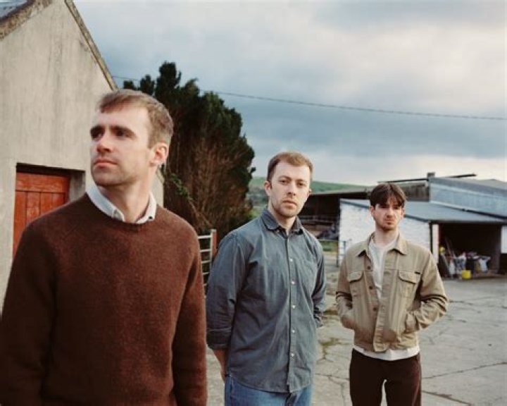 What is Sam Neill’s net worth?