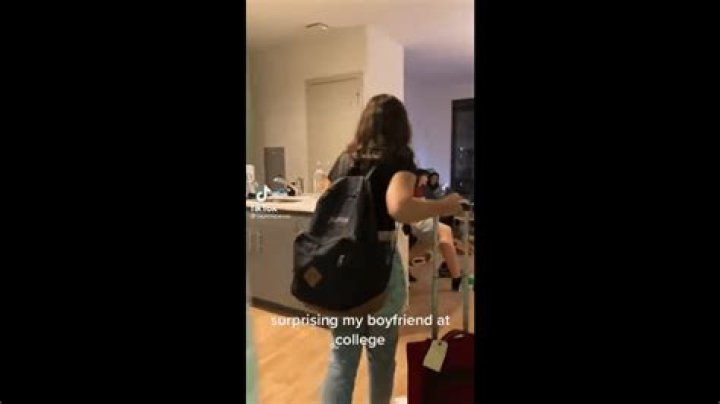 What is the Teen on the Couch viral TikTok?