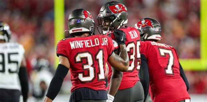 Where did Antoine Winfield Jr. go to college? Did Antoine Winfield Jr. play college football?