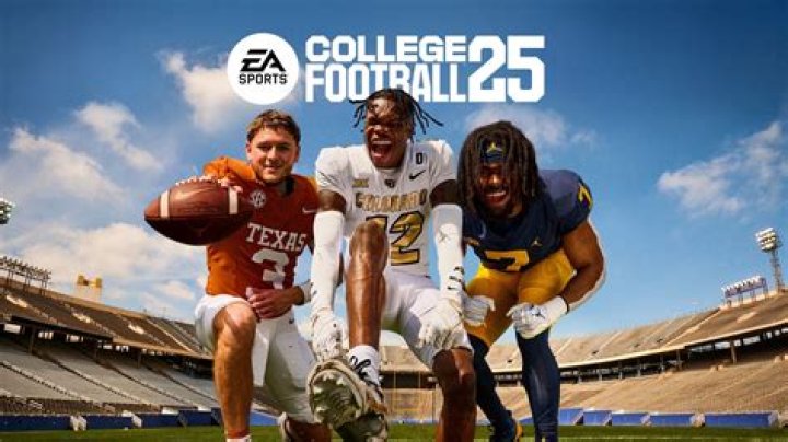 Where did Sam Howell go to college? Did Sam Howell play college football?