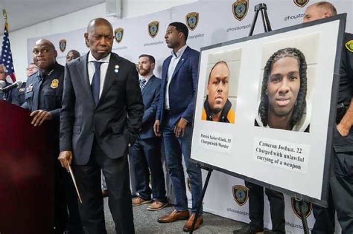 
“Where tf did he get so much money from”: Fans livid as Takeoff murder suspect released on $1 million bond 