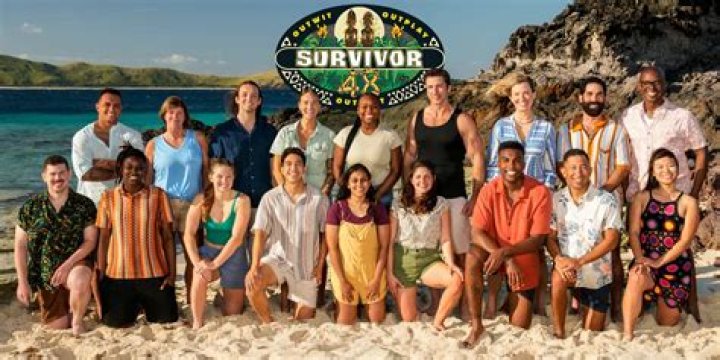 Which castaways caught Hunter McKnight’s eye before beginning his ‘Survivor 46’ journey?