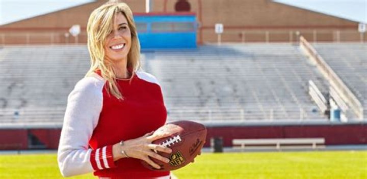 Who Are The Female College Football Referees? – Celebrity