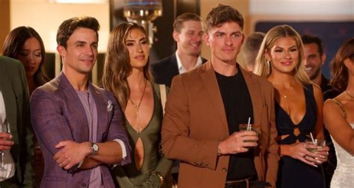 Who Is Alexandra Hall? Meet Selling The OC Cast On Instagram – Age Wiki & Net Worth