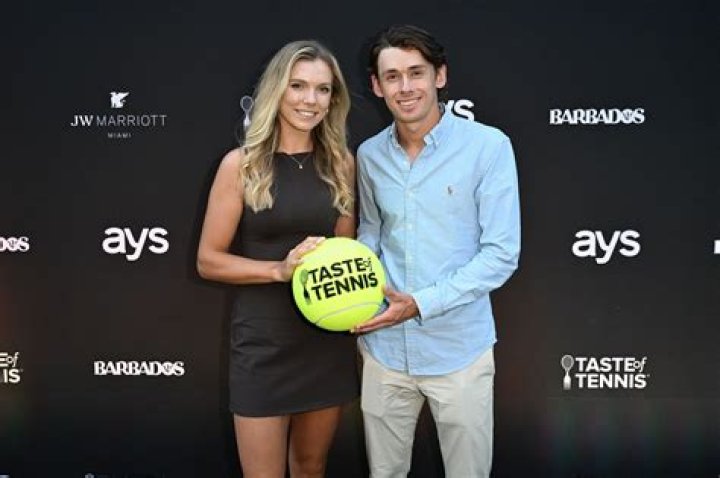 Who is Anastasia Potapova ex-boyfriend Alex De Minaur?