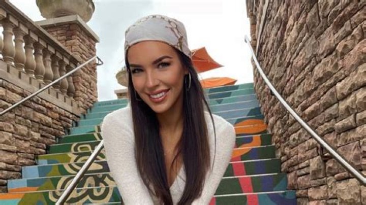 Who is Davia Bunch from ‘The Bachelor’ and ‘Paradise?’ Age, job, social media, and everything you need to know