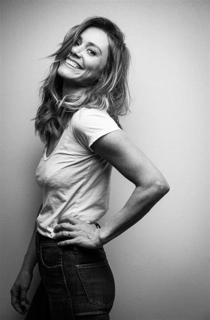 Who is Julianna Guill? See Net-worth, Quote, Awards, Fact, Wiki