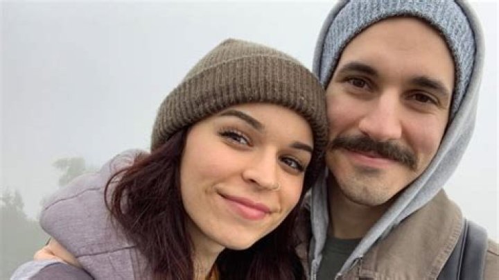 Who Is Lloyd’S Girlfriend? – Celebrity