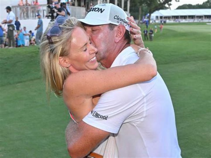 Who is Lucas Glover second wife Krista Glover?
