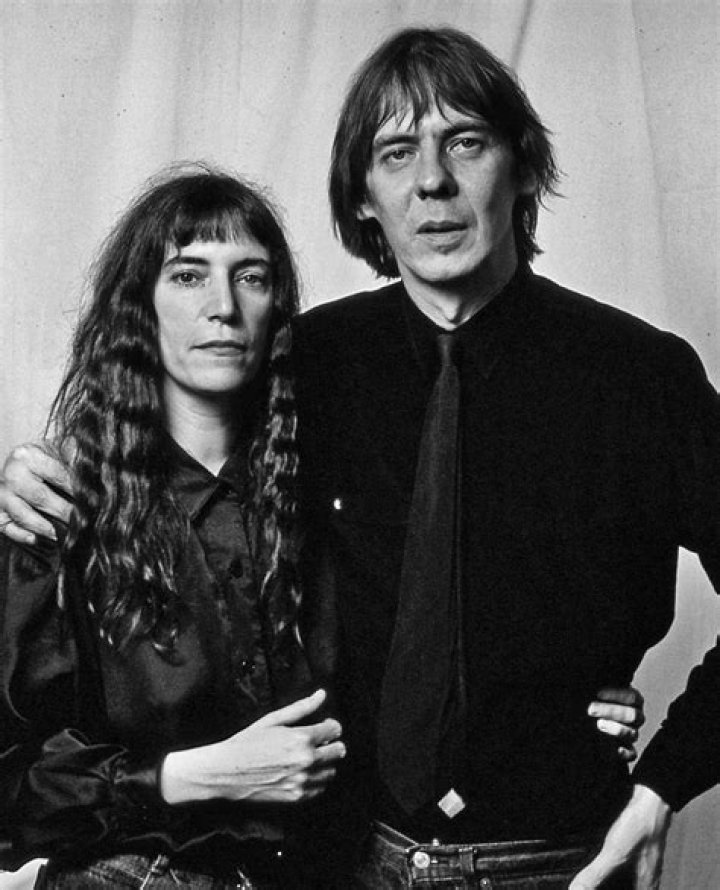 Who is Patti Smith husband Fred Smith?