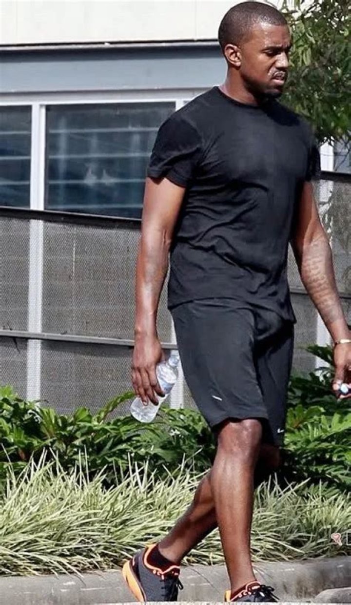 Who Is Rapper Raymond Taylor? – Celebrity