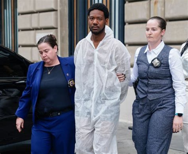 
Who Is Royal Kent? NYC Man Kemoy Royal Arrested For Kidnapping After ‘Call The Police’ Note 