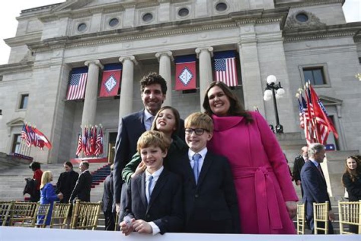 Who is Sarah Huckabee Sanders’ husband? His family and full biography