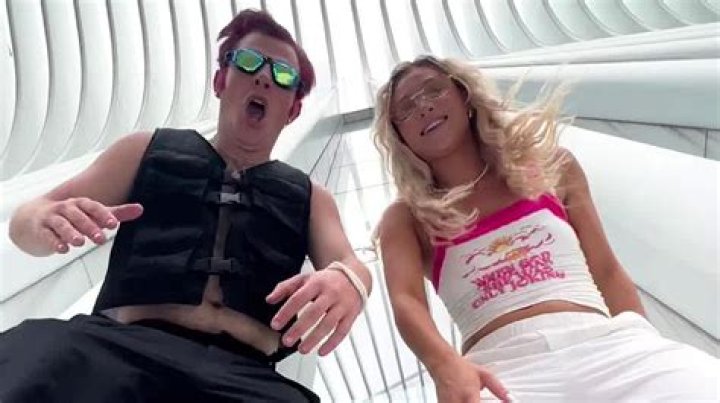 Who Is @skatie420 On Tiktok? Real Name Age And Boyfriend Revealed