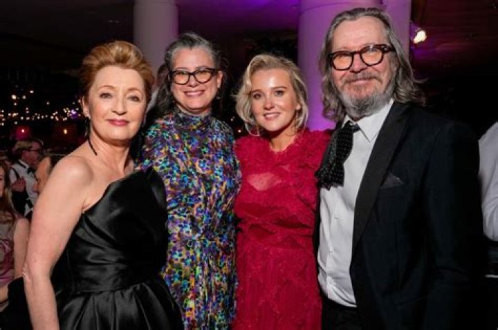 Who is Uma Thurman husband Gary Oldman?