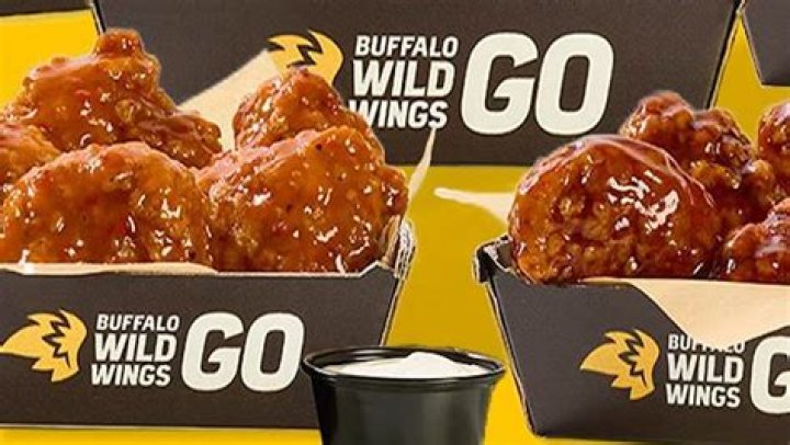 
Why is Buffalo Wild Wings getting sued? 